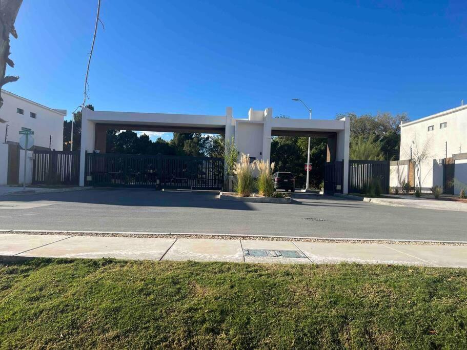 Arcana Lujo Residencial Ciudad Juarez Exterior photo